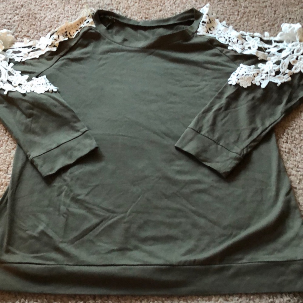 Women's long sleeve cold shoulder olive green - Picture 3 of 3